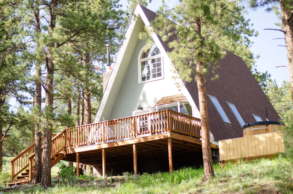 A-Frame with Private Hot Tub and Fireplace