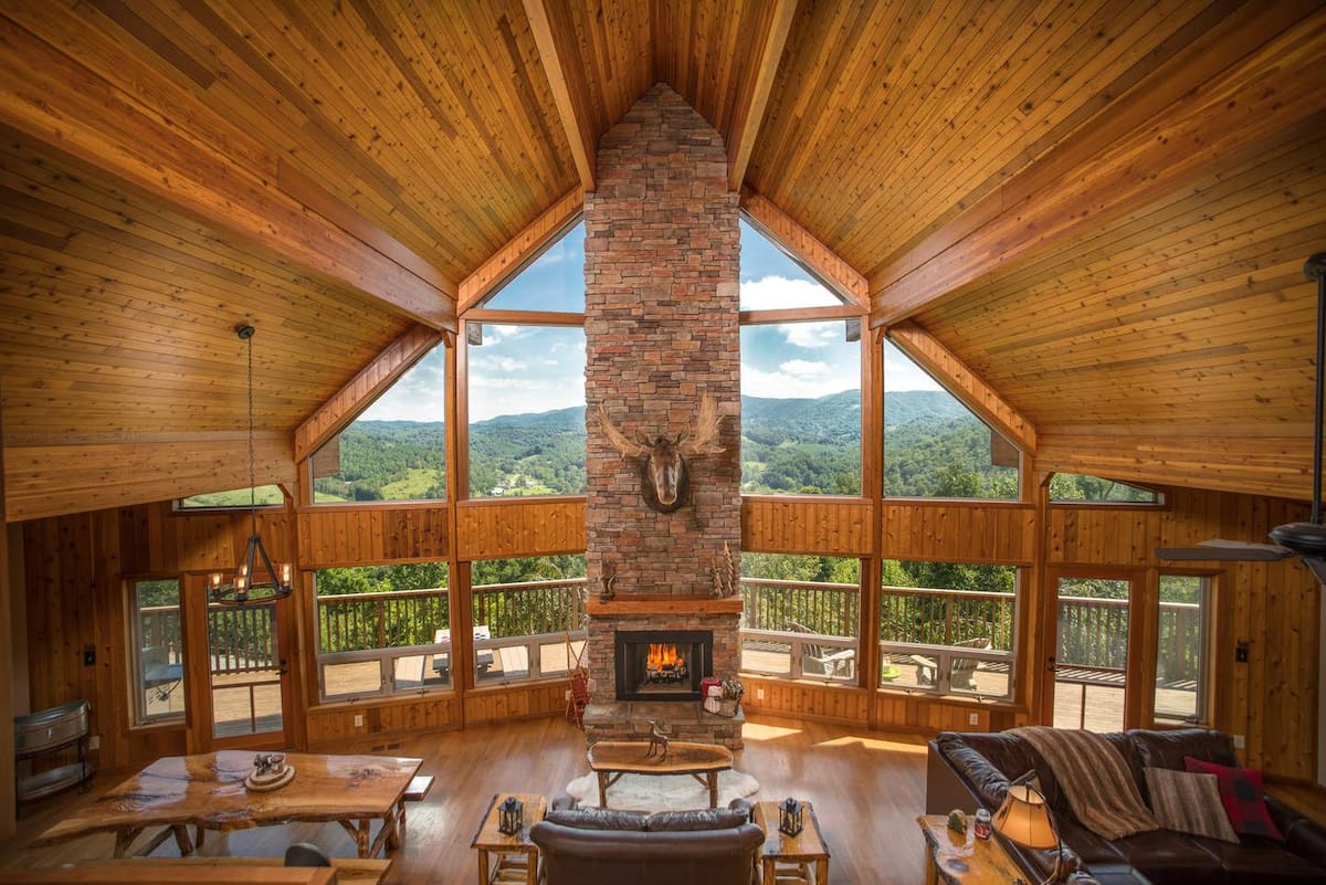 Blue Ridge Cabin in North Carolina Airbnb
