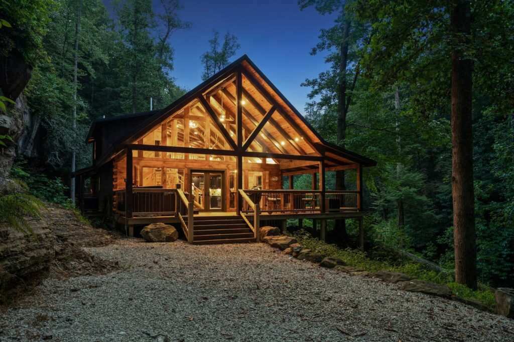 Cabin of Freedom Falls Cabin Airbnb Kentucky