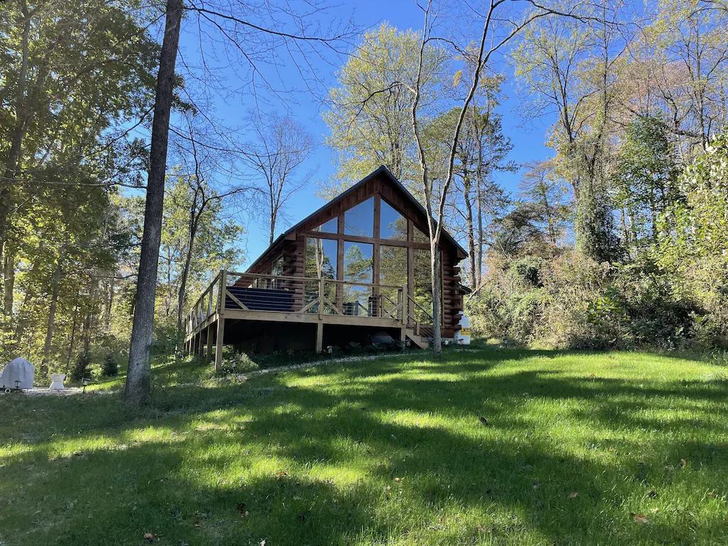 Fern Haven - A modern take on Hocking Hills cabins