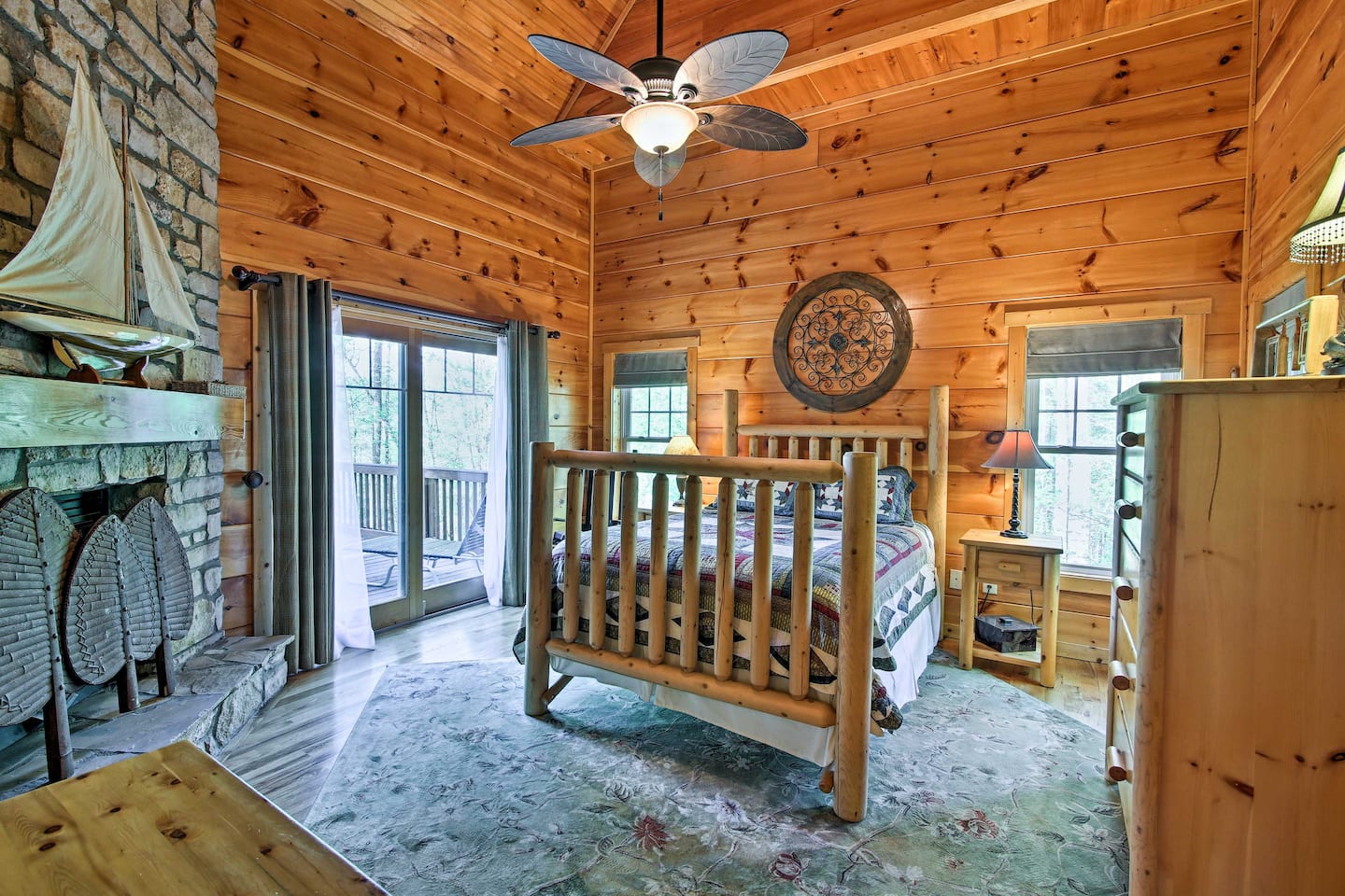 Lake Hartwell Cabin in South Carolina Airbnb