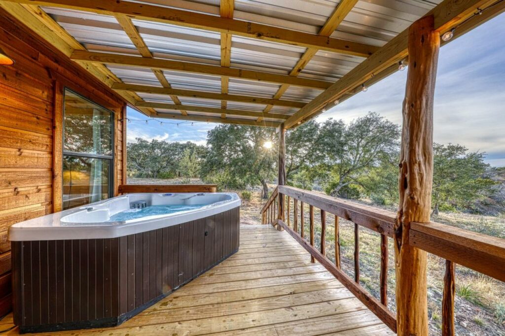 Mesquite Ridge Hot Tub Cabin in Texas