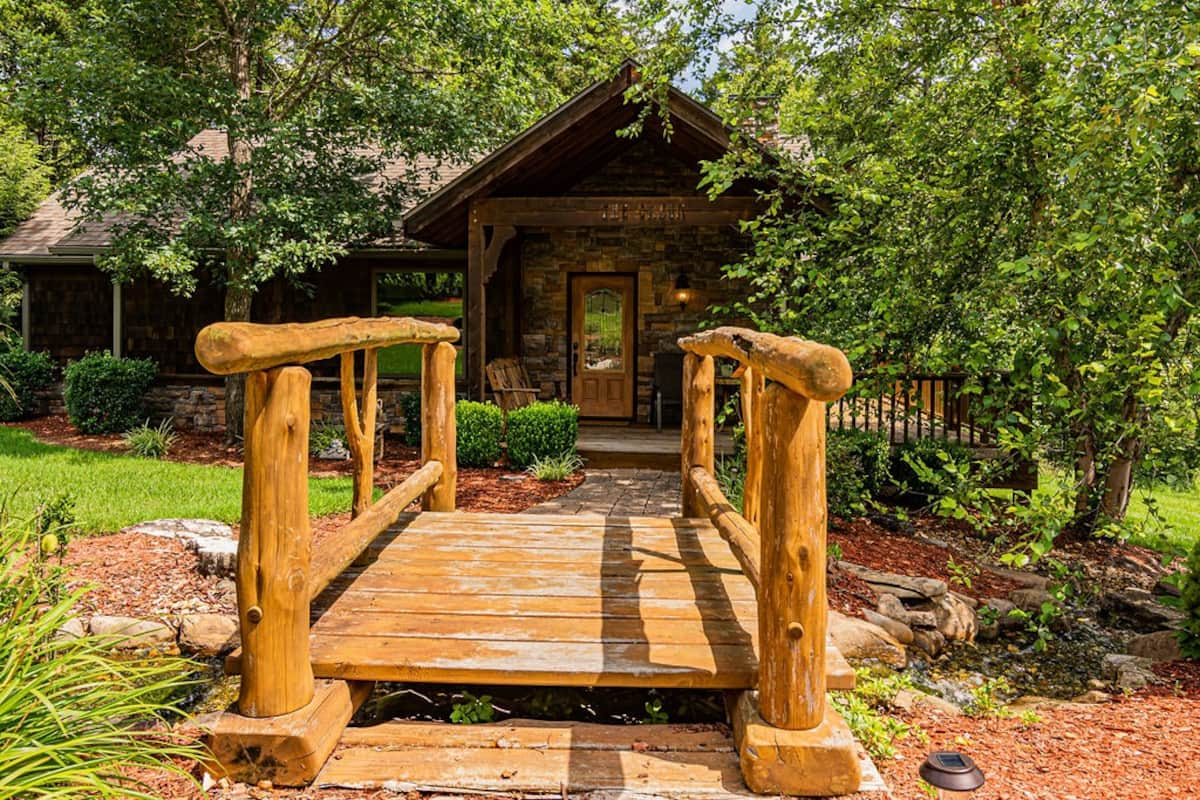 Missouri Cabin at Rock Canyon