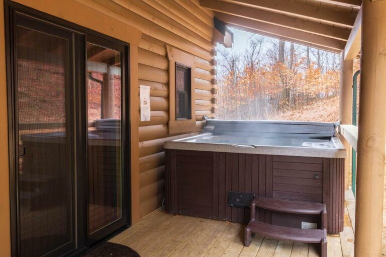 15 Romantic Hocking Hills Cabins (2023 Edition) - Cabin Trippers