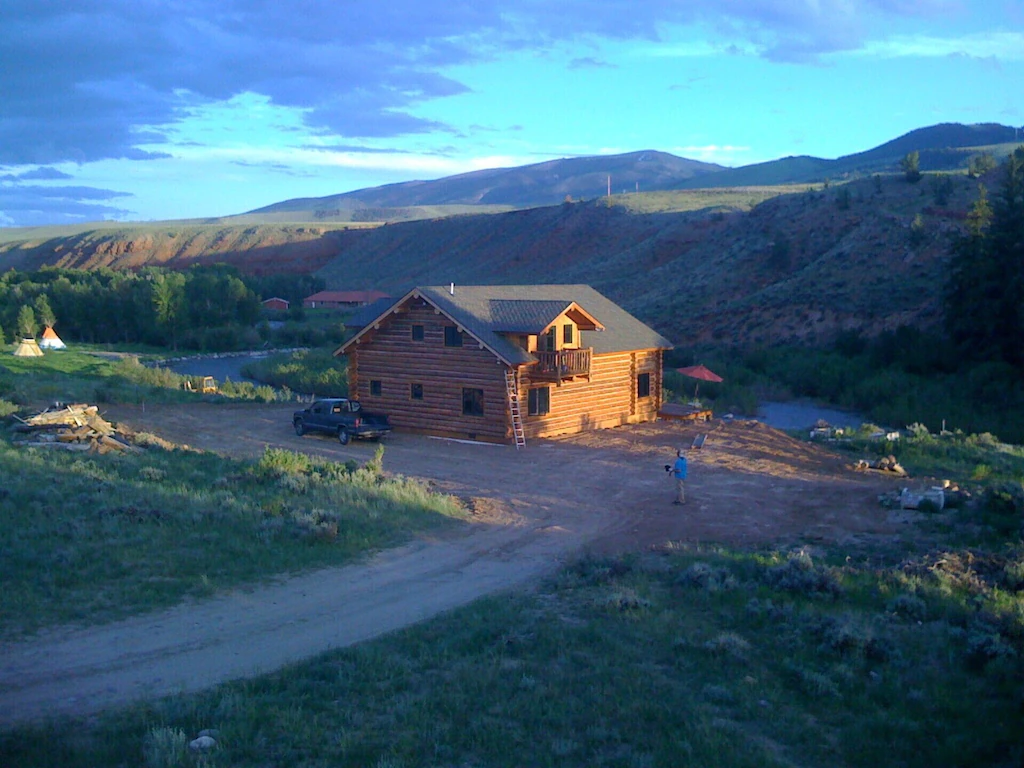 Secluded Yelowstone Cabin Rental Wyoming