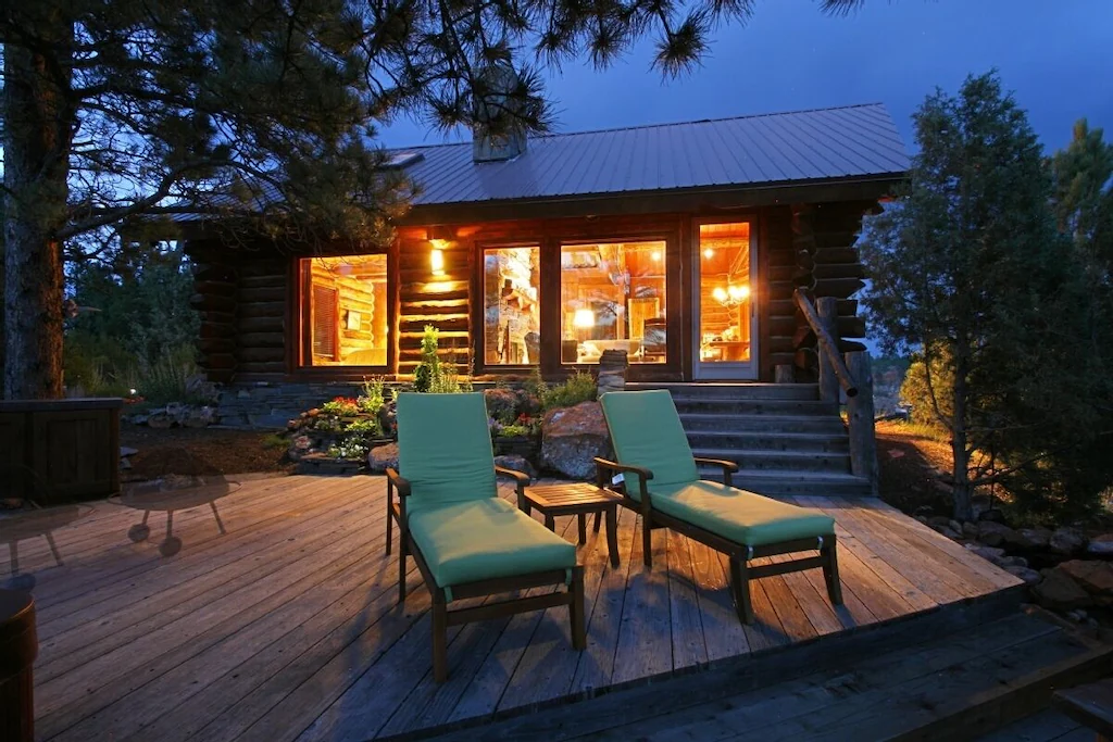 Unique Cabin Rental in South Dakota