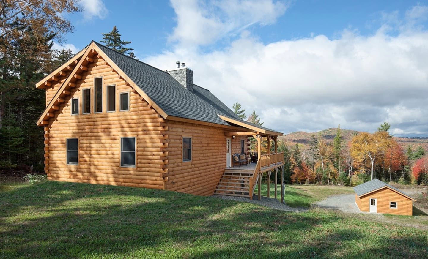 Bear Ridge Lodge - Cool Cabin Rental New Hampshire