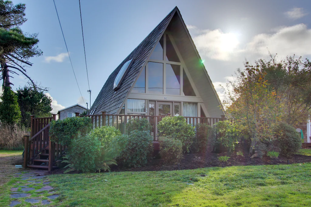 Charming A-Frame Vacation Rental in Oregon