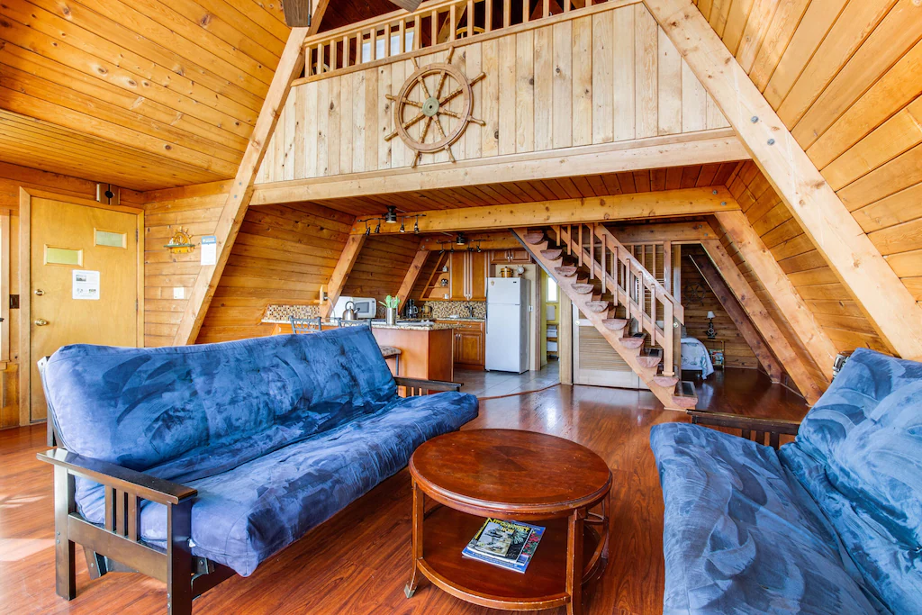 Dog-friendly A-Frame Cottage