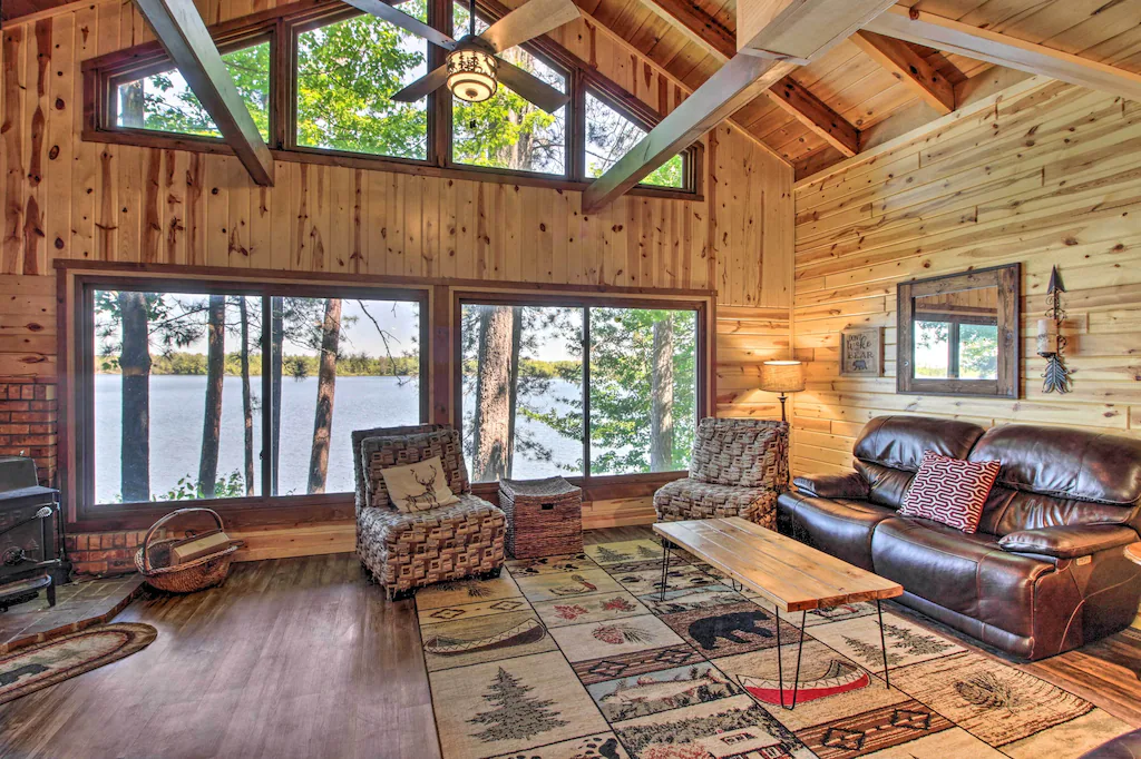 Loon Lake Lodge