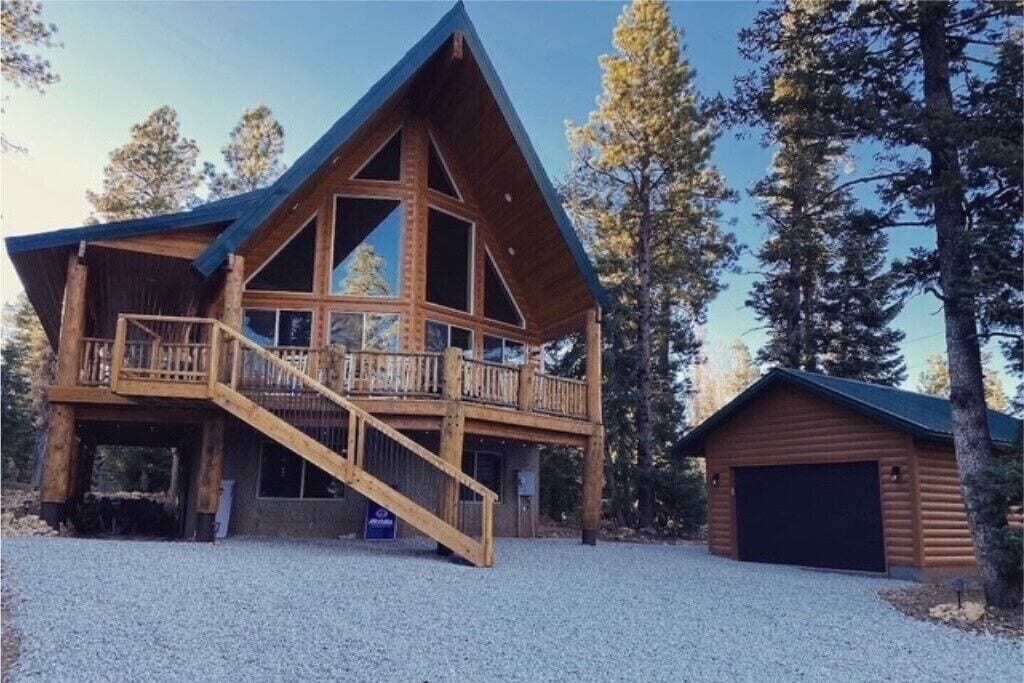 Luxury Cabin Rental in Utah