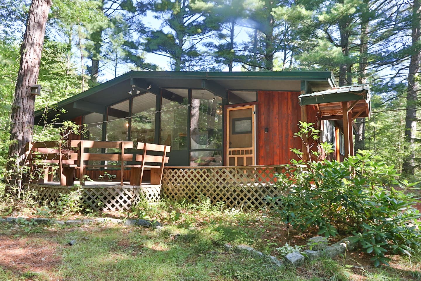 Mountain Chic Getaway - Unique Cabin in New Hampshire