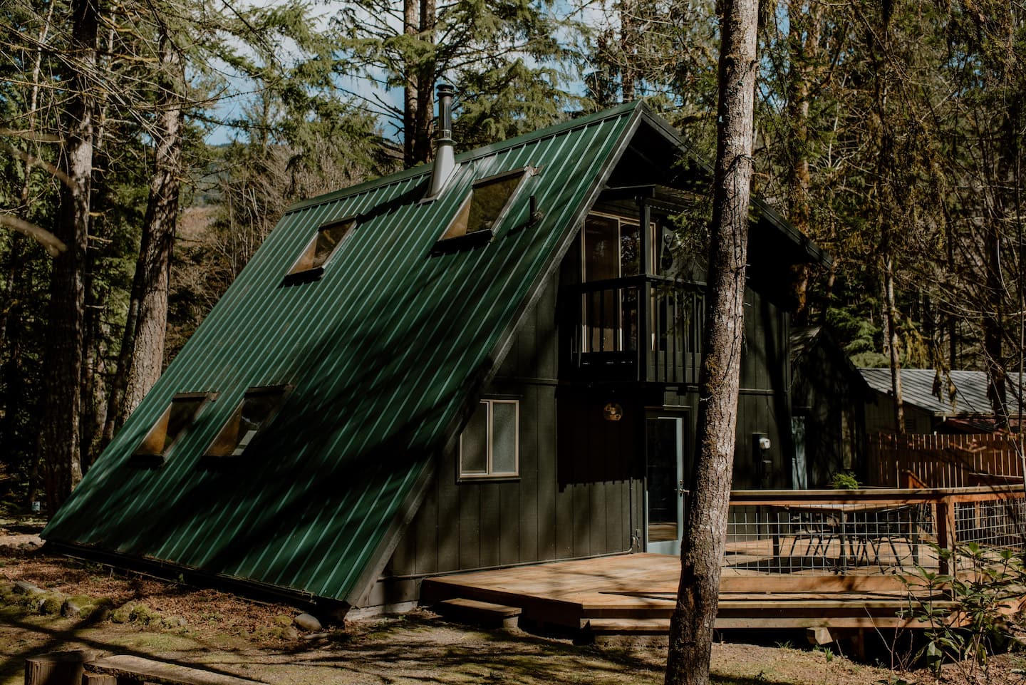 Niksen House - Unique Cabin Rental Oregon