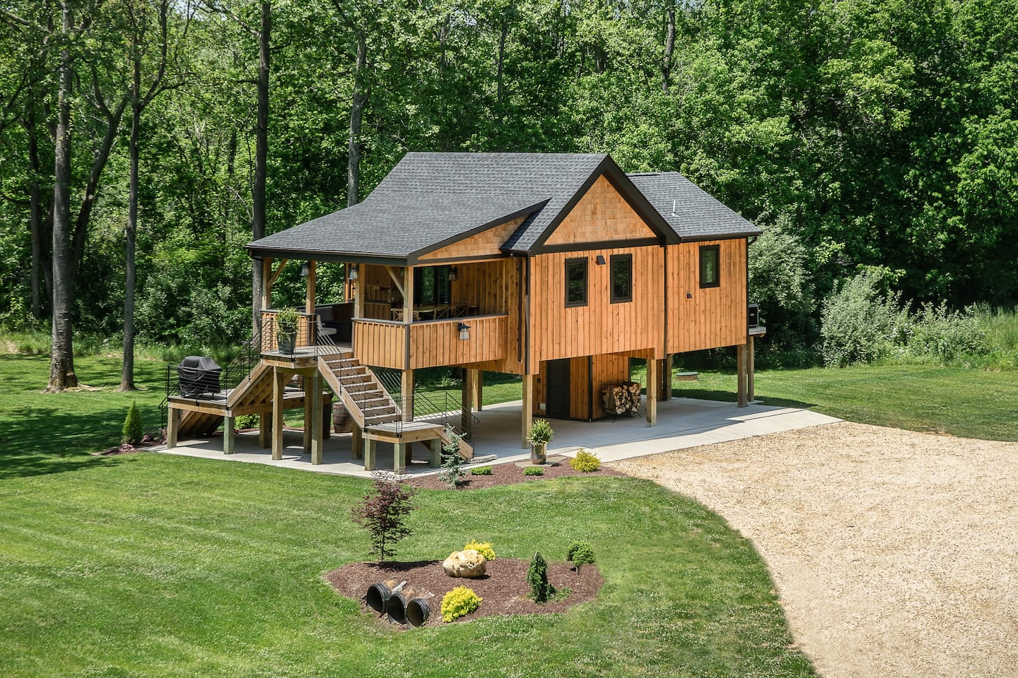 The Maury TreeHouse Cabin Rental Virginia