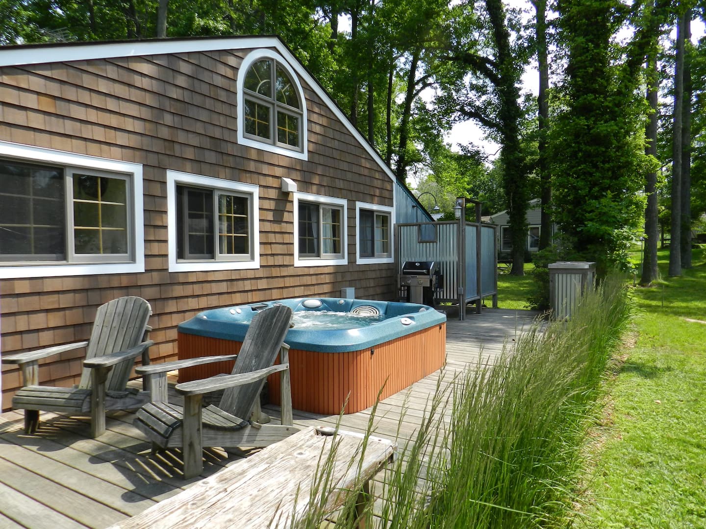 Waterfront Cabin With Hot Tub on the Chesapeake