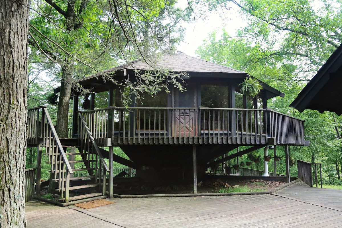 the tree house secluded cabin in pennsylvania airbnb