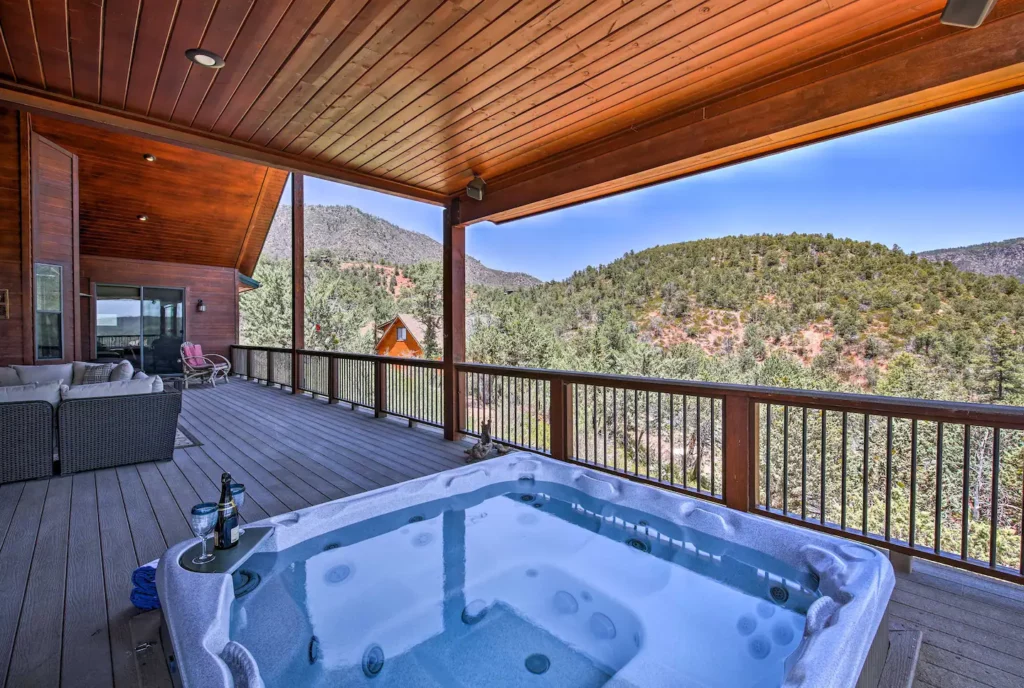 AZ Rim Retreat Romantic Cabins in Arizona with Hot Tubs