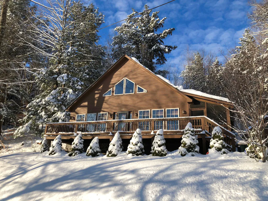 Adirondack Romantic Cabin Getaway