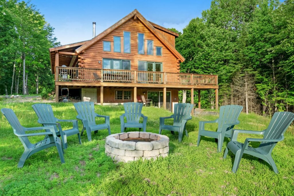 Top 13 Romantic Cabins in New Hampshire With Hot Tubs Cabin Trippers
