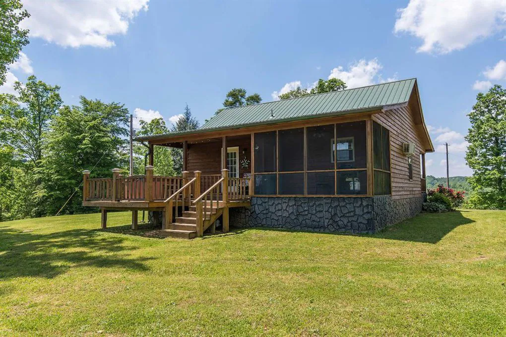 Hot Tub, WiFi, Pet-Friendly - Secluded Family Cabin - Heavenly Hideaway - Red River Gorge, KY