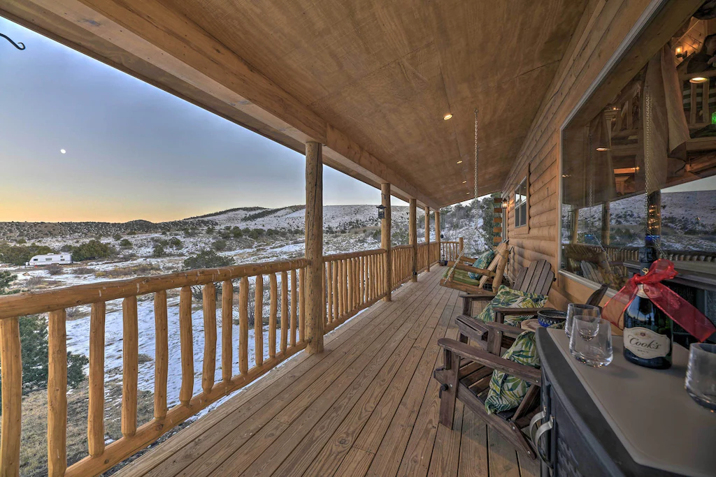Peaceful Cabin Getaway with Panoramic Views