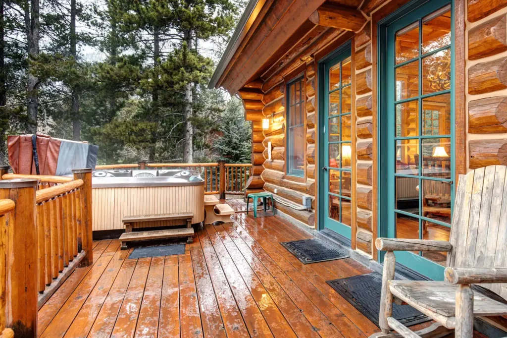 Abode Log Cabin with Hot TUb
