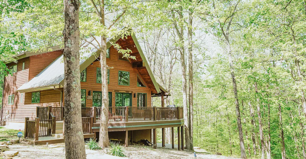 Paradise View Cabin Rental in Indiana