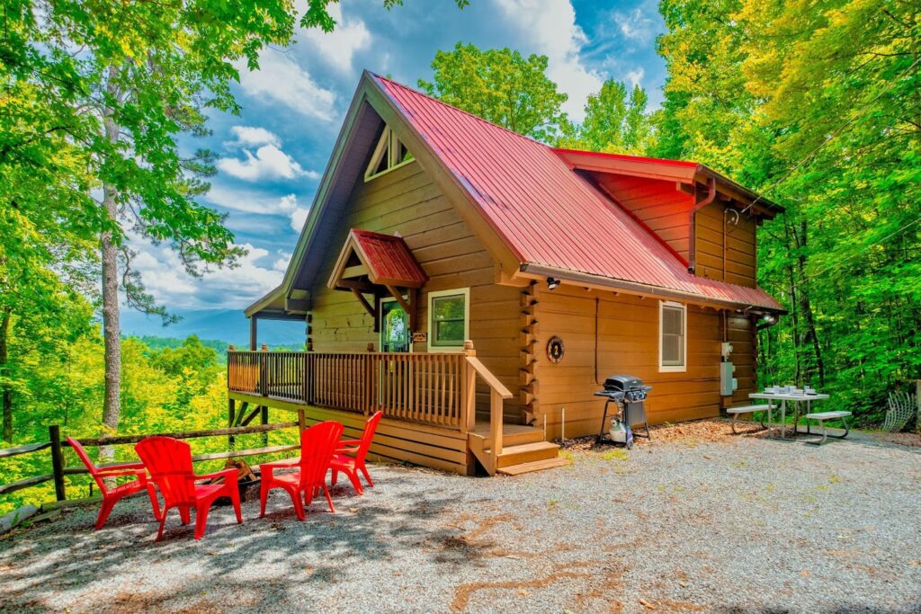 top-14-romantic-cabins-in-tennessee-with-hot-tubs-cabin-trippers