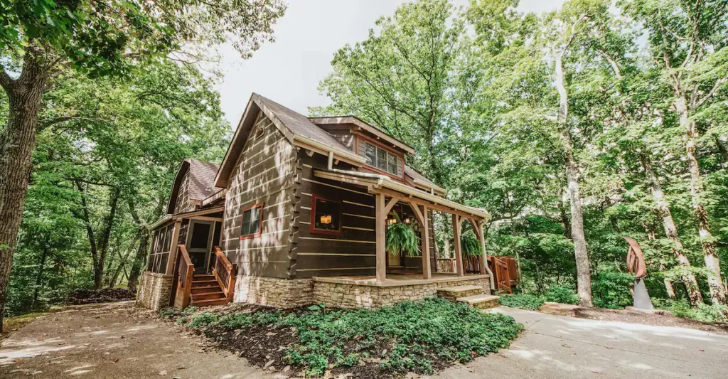 Raspberry Ridge Cabin Rental in Indiana