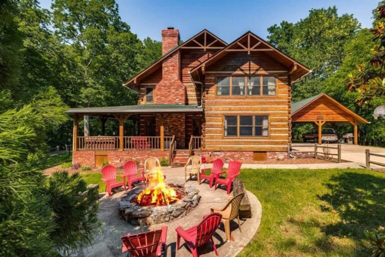 Top 14 Romantic Cabins in Tennessee with Hot Tubs Cabin Trippers