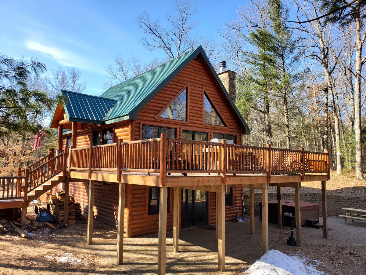 Top 15 Secluded Cabins in Michigan To Rent in 2022