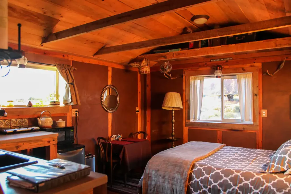Remote Cabin Rental in Arizona