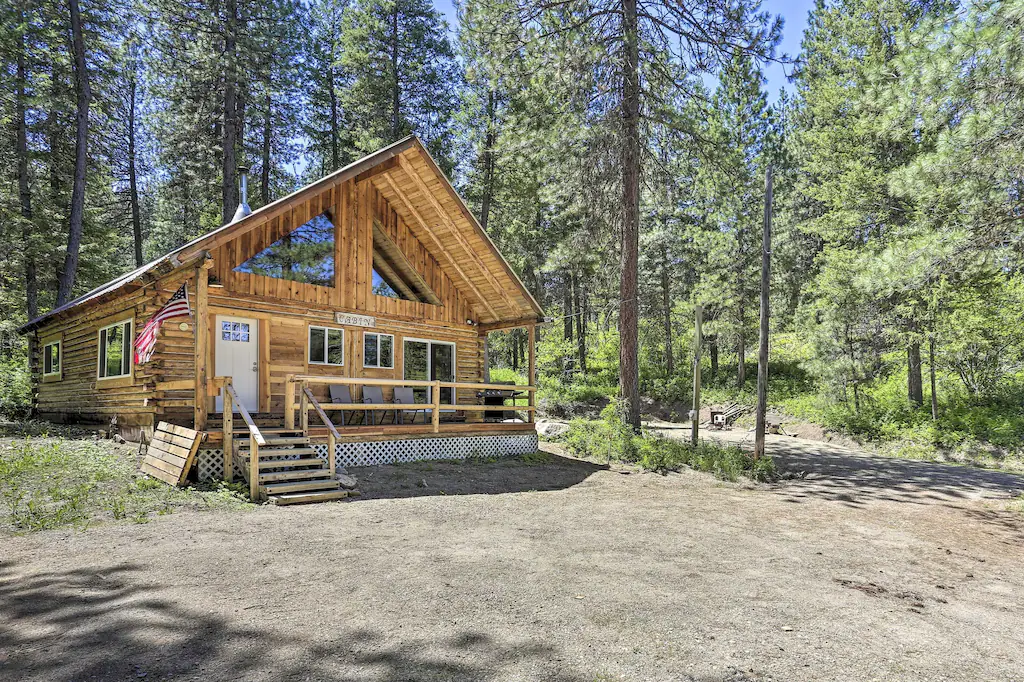 Idaho Romantic Cabin