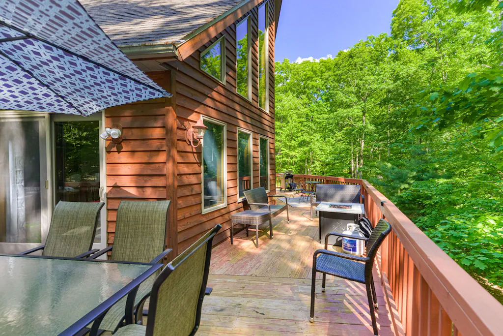Rental Cabin with hot tub in Maryland