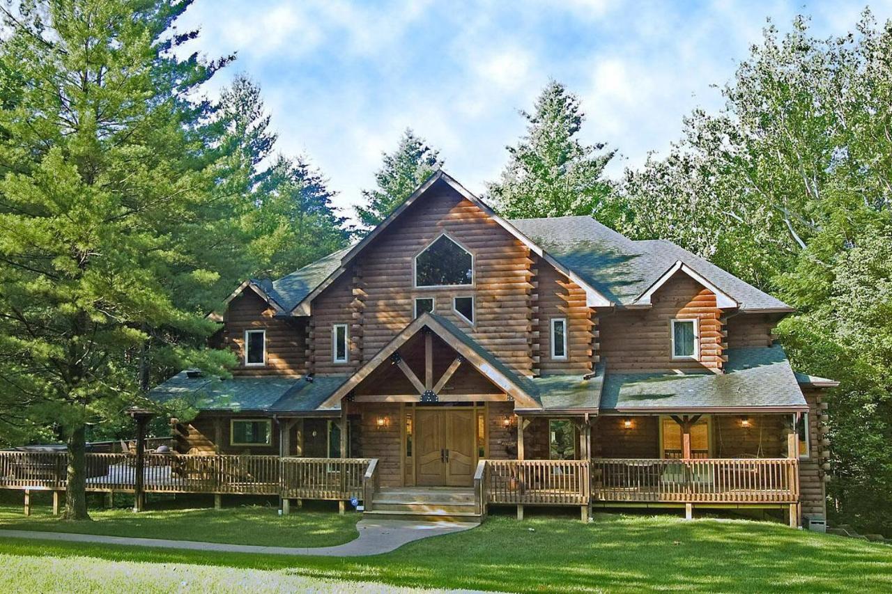 Top 12 Romantic Cabins In Indiana with Hot Tubs - Cabin Trippers