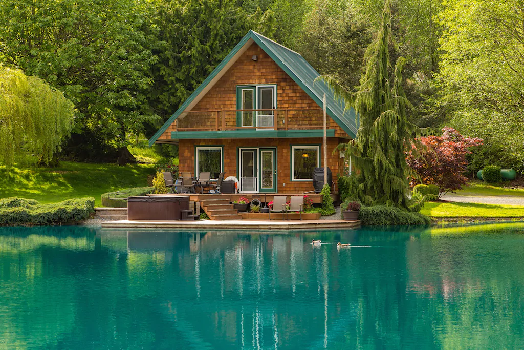 Secluded Cabin in Washington State