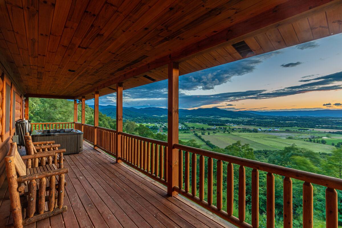 Top 12 Romantic Cabins In Virginia with Hot Tubs - Cabin Trippers