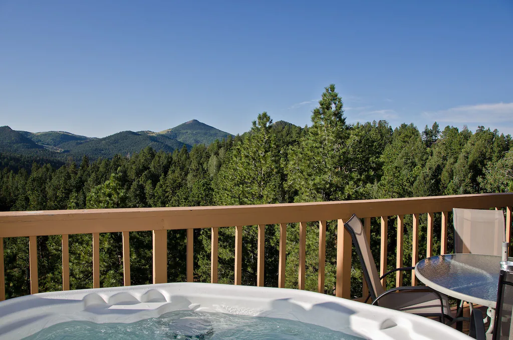 Colorado cabin with hot tub