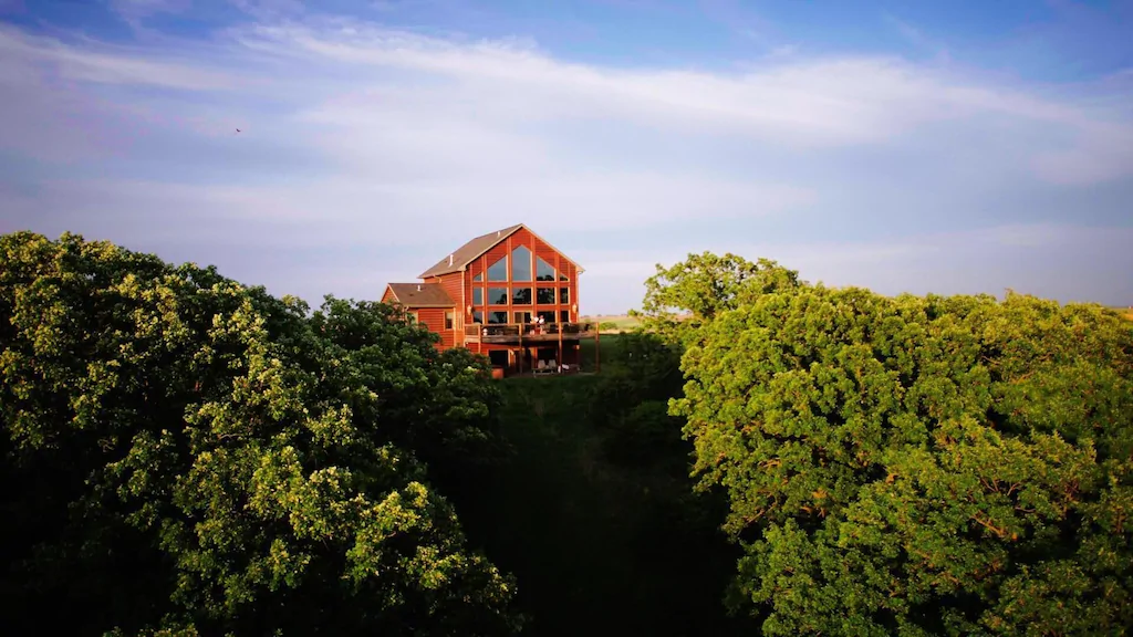 5-Bedroom Cabin on the Big Sioux River5-Bedroom Cabin on the Big Sioux River