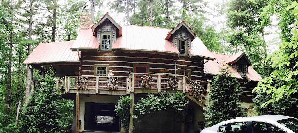 North Carolina Tree House Rental With Hot Tub