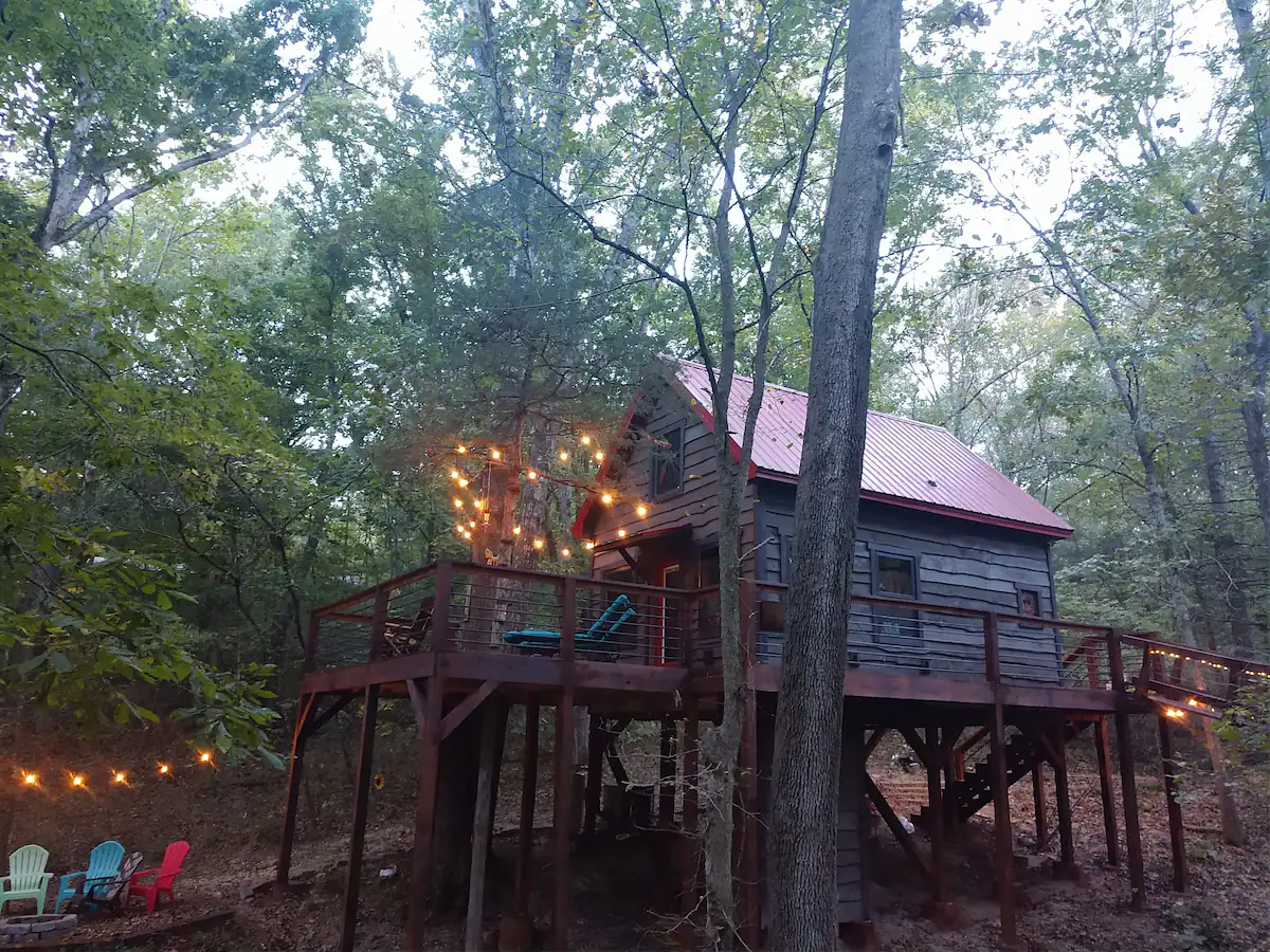 Tranquil Treehouse on Table Rock Lake Missouri