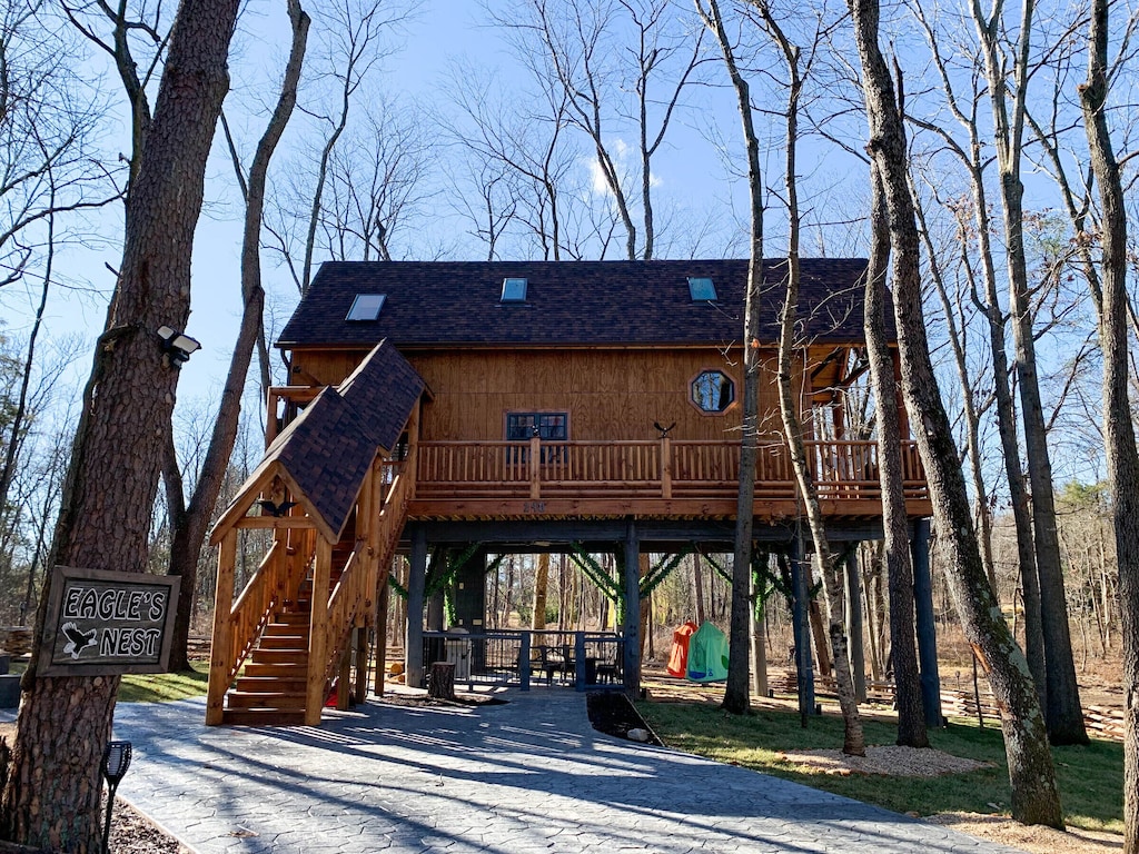 Eagles Nest Treehouse Virginia VRBO