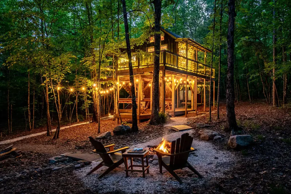 The Bella Luna Mountain Treehouse South Carolina Airbnb