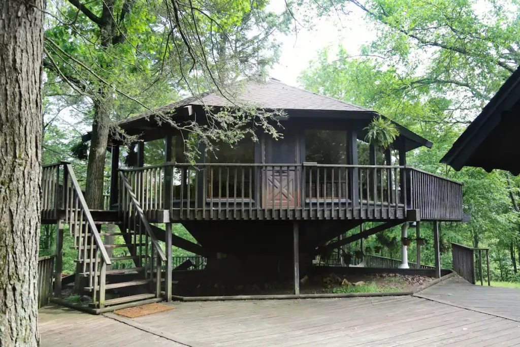 The Treehouse at Camp Caitlin | Treehouse Rentals Pennsylvania