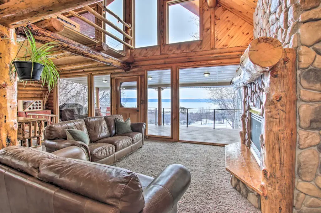 Bright Bear Lake Lodge with Hot Tub and Game Room