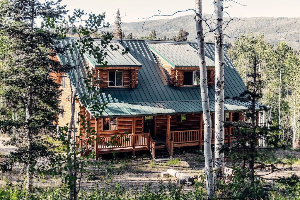 Lazy Moose Lodge - Your Park City Romantic Mountain Getaway