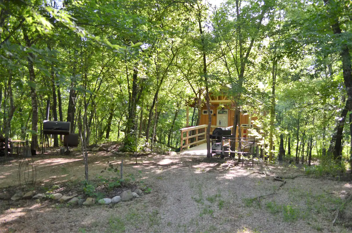 Lincoln Lodge Tree House in Oklahoma
