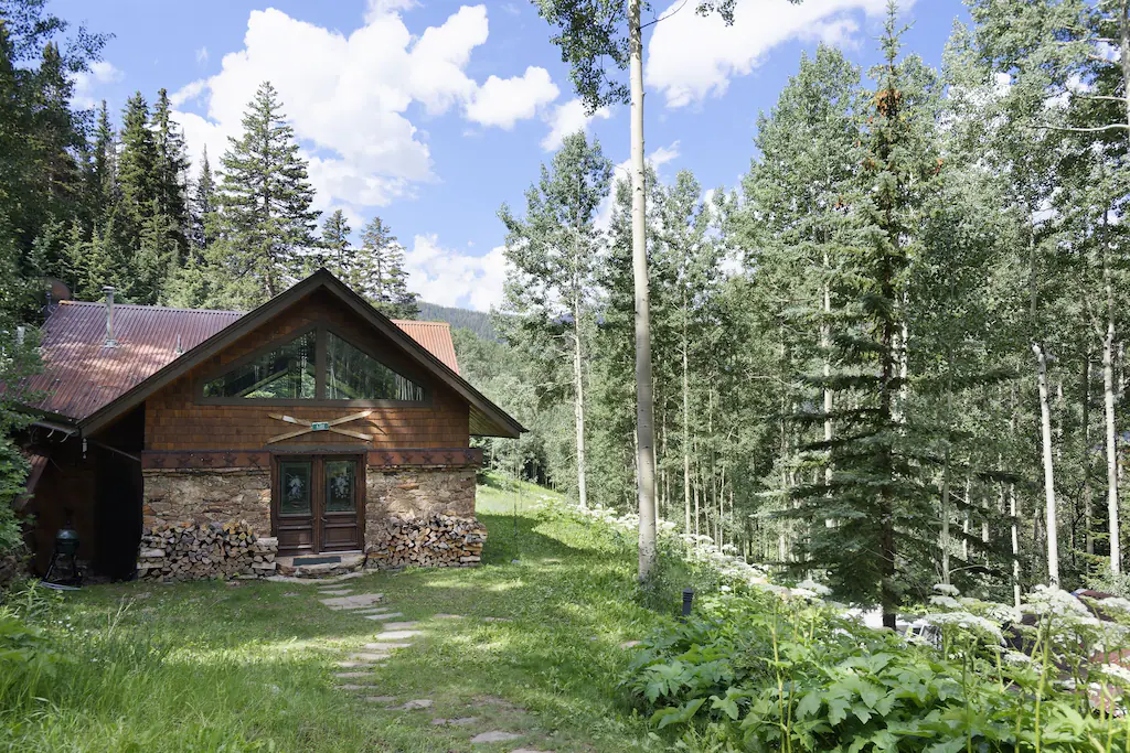 Luxury & Romantic Cabin in the Aspen Mountains 