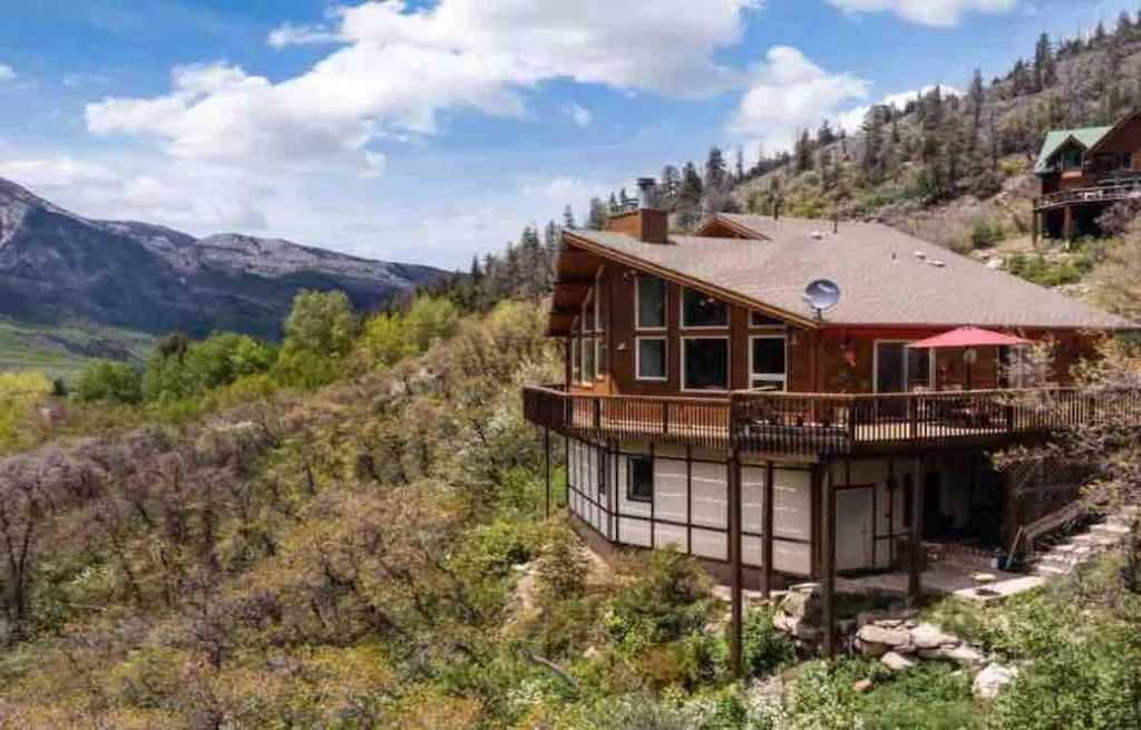 Marble Romantic Cabin Aspen Getaway with Breathtaking Mountain Views