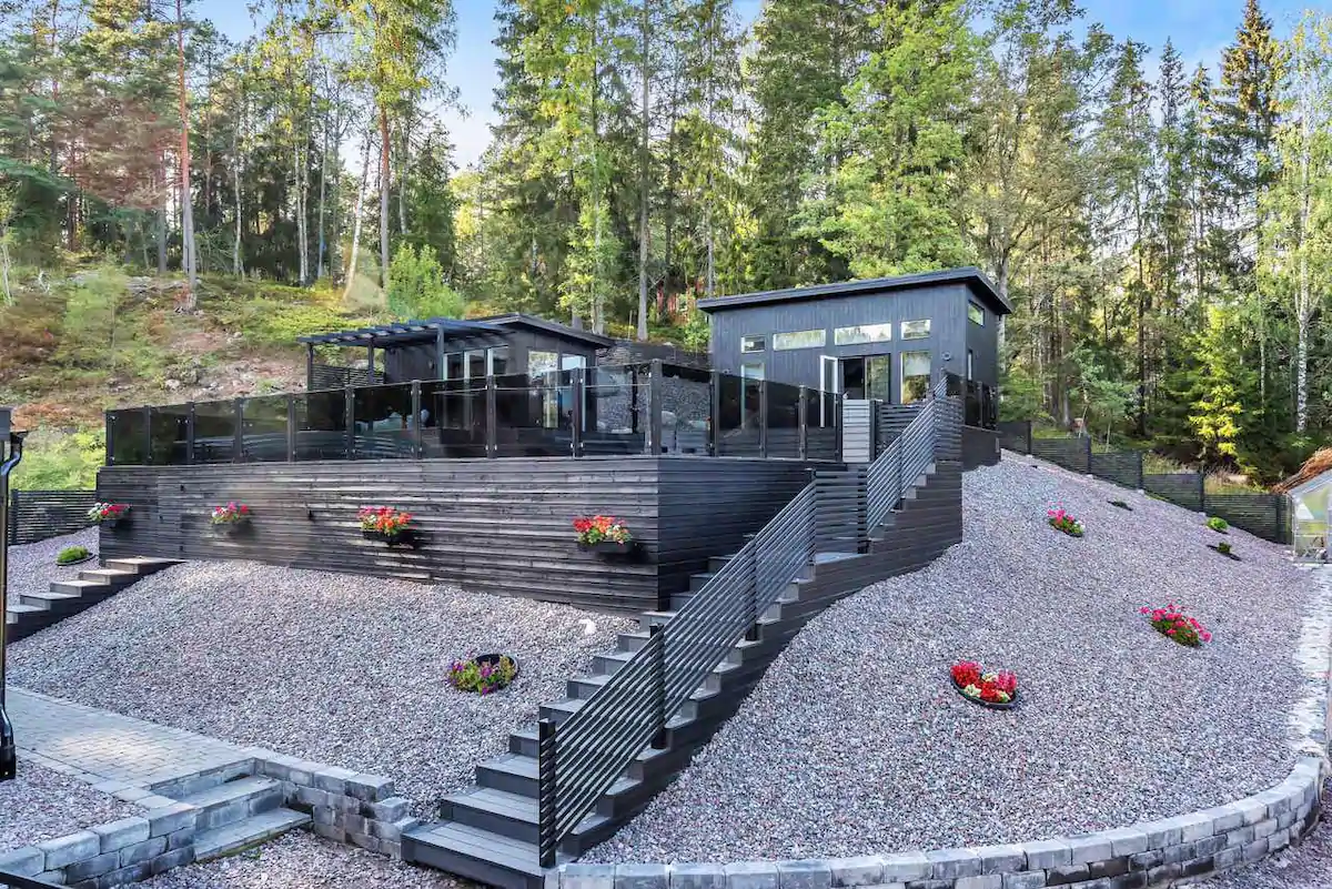 Newly Built Luxurious Cabin in the Forest